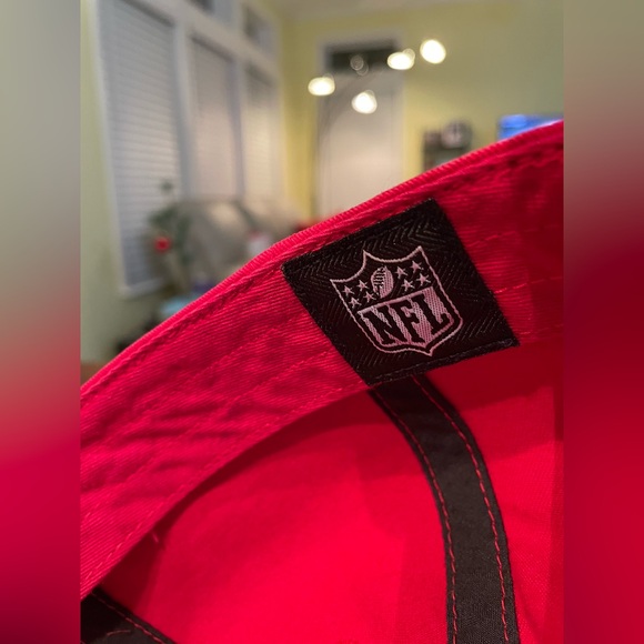 **VINTAGE** - Kansas City Chiefs Cap - Strapped Closure - Red/White - NFL - Picture 7 of 7